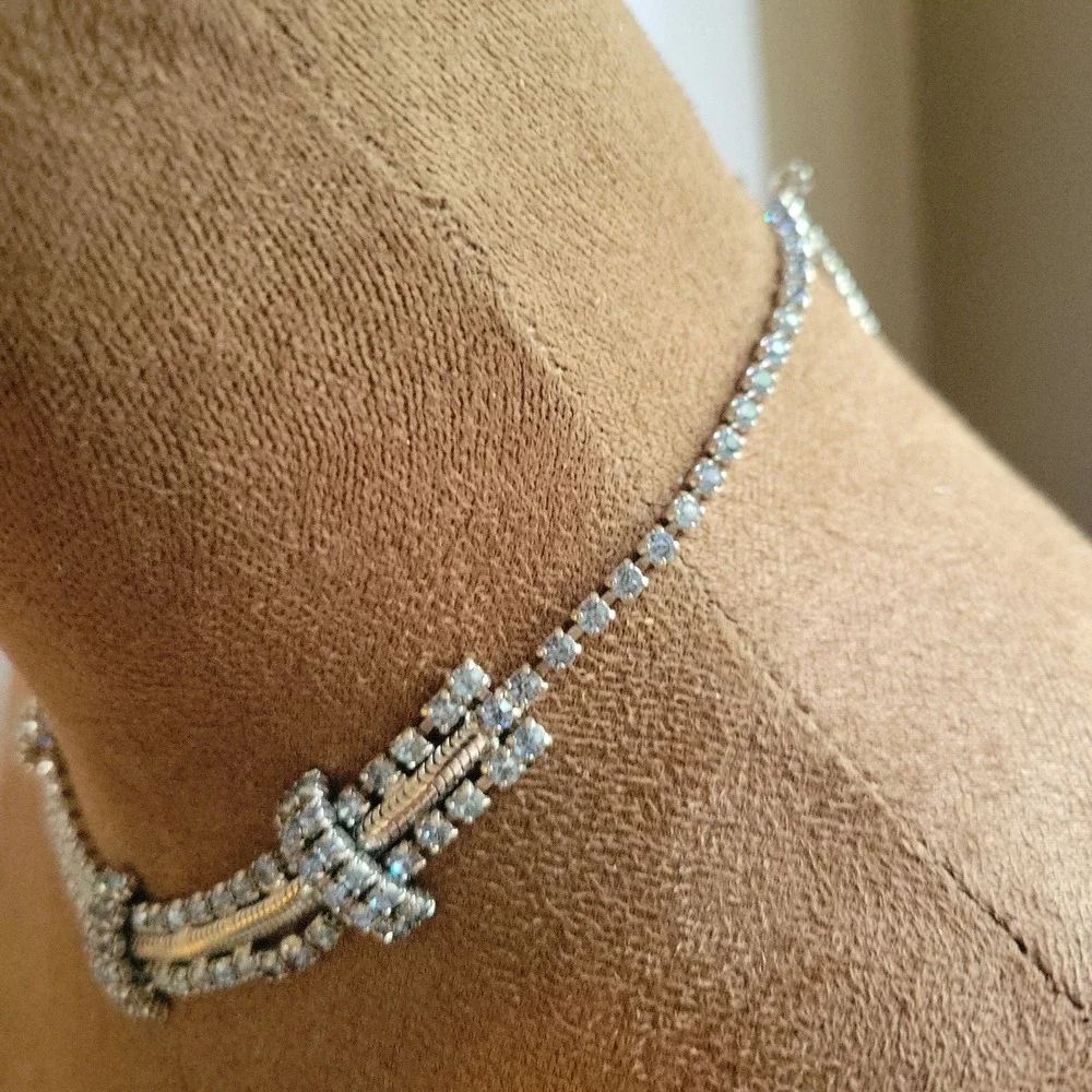 Vintage Art Deco Style Ice Blue Rhinestone Choker Necklace 16 Inch Silver Tone